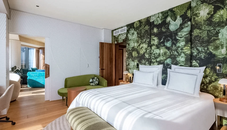 سوئیس اوتل تفلیس